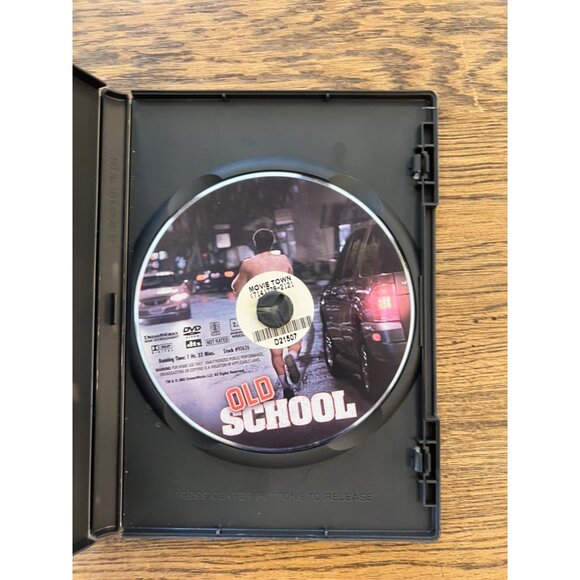 Old School DVD 2003 Comedy Movie Luke Wilson Will Ferrell Vince Vaughn Pre-Owned - Picture 2 of 4